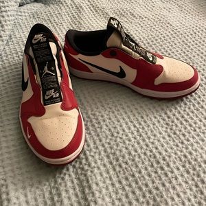 NIKE: Women 7.5 Air Jordan 1 Low